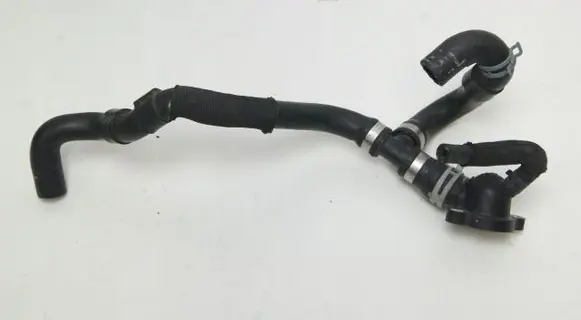 Volkswagen PASSAT B8 Engine coolant pipe/hose 5Q0122096T