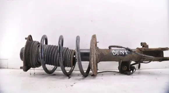Hyundai ix35 Front shock absorber/damper 