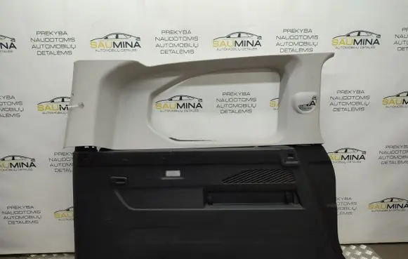 Trunk/boot side trim panel