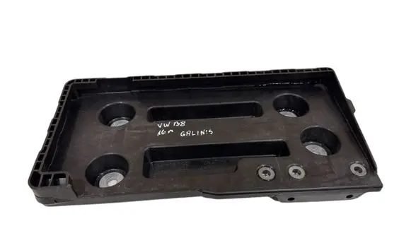 Volkswagen PASSAT B8 Battery tray 3Q0804869