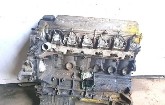 BMW 5 E34 Engine 256T1