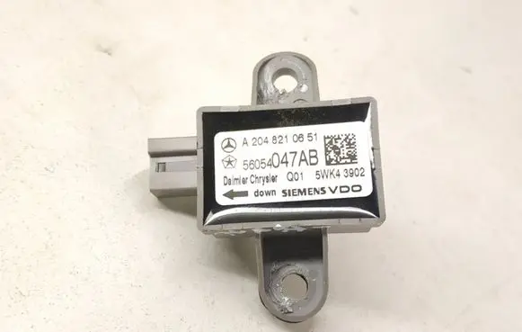 Mercedes-Benz C W204 Airbag deployment crash/impact sensor A2048210651 2048210651