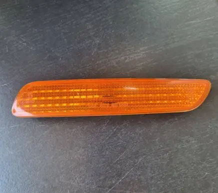 Volvo S40, V40 Front fender indicator light 30888129 34400206