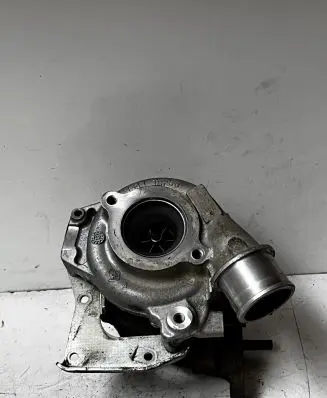 Toyota Avensis T270 Turbo 172010R08 VB38