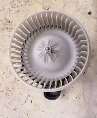 KIA Rio Seat fan/blower GMAUTO4574097