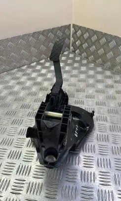 Skoda Octavia Mk3 (5E) Accelerator throttle pedal 5Q2723503D