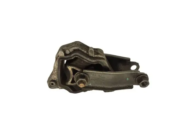 Engine mount bracket