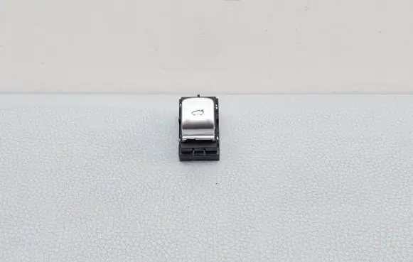 BMW iX3 G08 Tailgate/boot open switch button 9299459