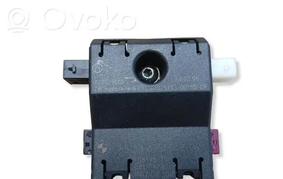 BMW 3 E90 E91 Aerial antenna amplifier 10819610 6934648 920039001