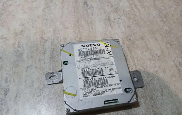 Volvo V50 Aerial antenna amplifier 307325651