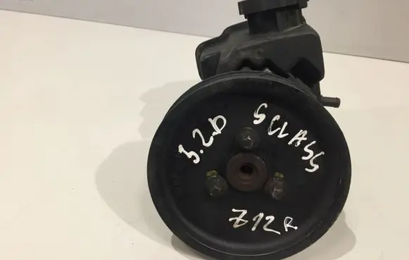 Mercedes-Benz S W220 Power steering pump 0024667101 6112300115