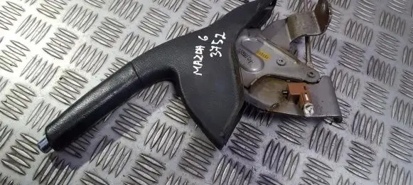 Handbrake/parking brake lever assembly