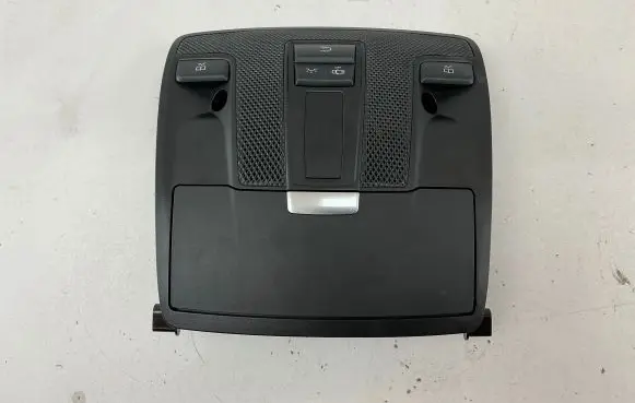 Mercedes-Benz A W176 Front seat light A0009004908 153511478357 189900120800