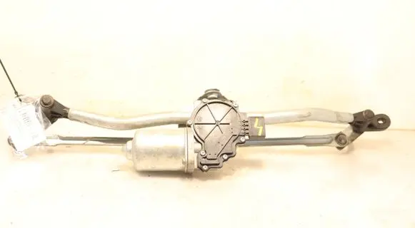 Skoda Fabia Mk2 (5J) Front wiper linkage and motor
