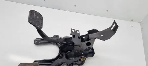 Volkswagen Golf II Pedal assembly 