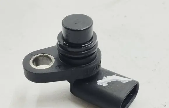 Nissan Juke II F16 Camshaft position sensor A6549050000 0281006421