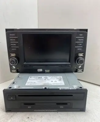 Volkswagen Touran III Head unit multimedia control 3Q0035846A 3G0919605D