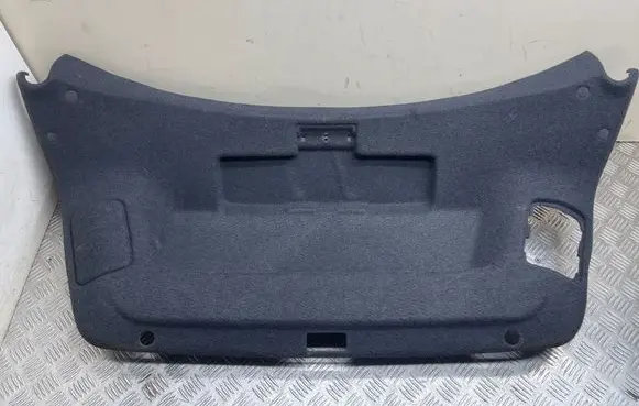 Volkswagen PASSAT CC Tailgate trim 