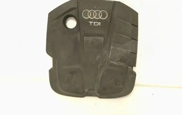 Audi A4 S4 B9 Engine cover (trim) 04L103925P