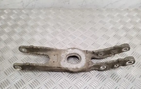 Nissan Murano Z50 Rear upper control arm/wishbone A2053300