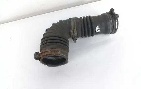 Air intake hose/pipe