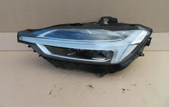 Volvo XC60 Headlight/headlamp 31420417