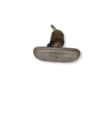 Audi A6 S6 C5 4B Front fender indicator light 