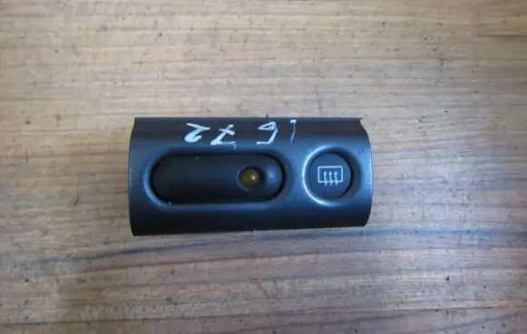 Ford Mondeo MK I Windscreen/window heater switch 93bg18c621ae 03l0a