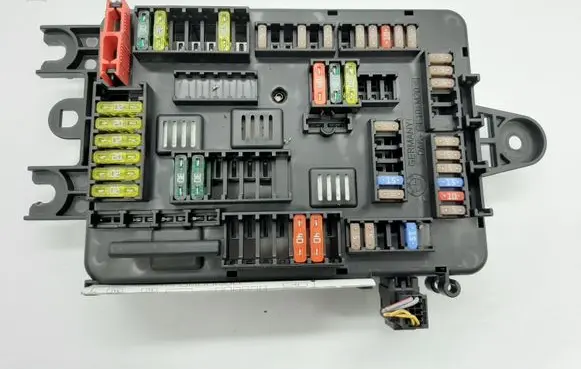 BMW 1 F20 F21 Fuse box set 926111103
