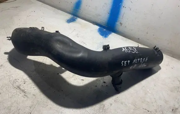 Seat Altea XL Air intake hose/pipe 1k0446143604