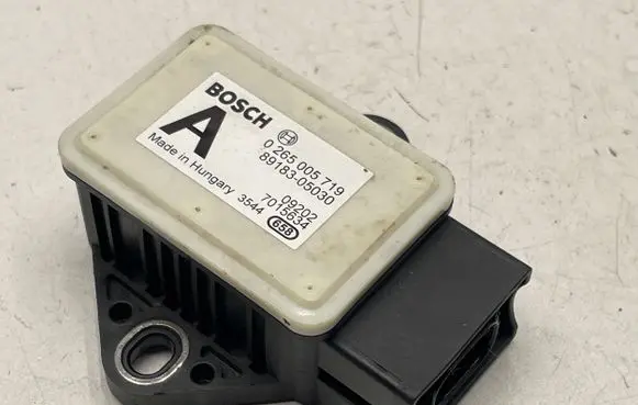 Toyota Verso ESP acceleration yaw rate sensor 0265005719