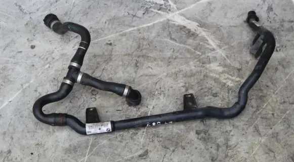 BMW Z4 E89 Engine coolant pipe/hose 7612816
