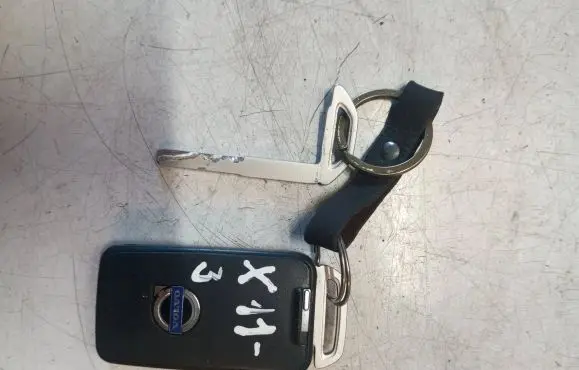 Volvo V60 Ignition key/card 30659607