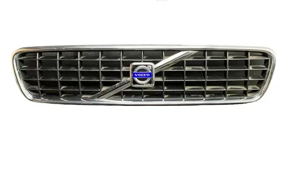 Volvo S40 Front bumper upper radiator grill 08620116