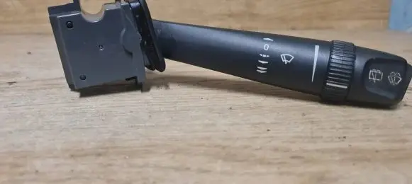 Volvo V70 Wiper control stalk 8691545