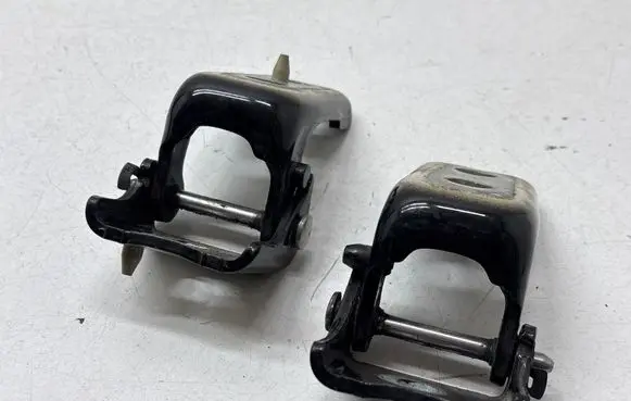 Peugeot Traveller Front door hinge set 