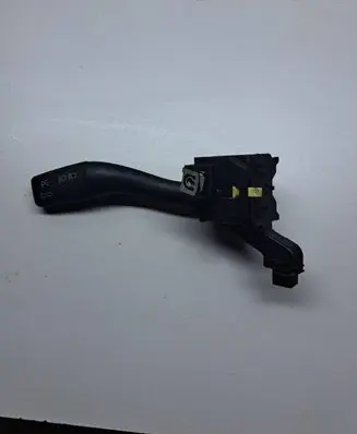 Audi A3 S3 A3 Sportback 8P Indicator stalk 8P0953513A 01103600 10360061545410