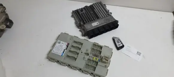 BMW 5 G30 G31 Engine control unit/module A2C87722207 874030201 8740302
