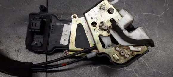 Mazda 6 Sliding door lock a95a97l