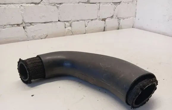 Brake vacuum hose/pipe