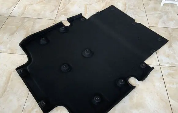 Engine splash shield/under tray