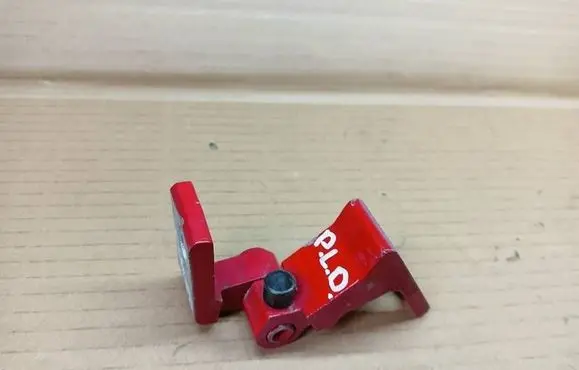 Skoda Citigo Front door lower hinge