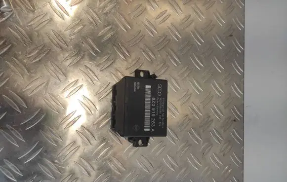 Audi A4 S4 B6 8E 8H Parking PDC control unit/module 8Z0919283A