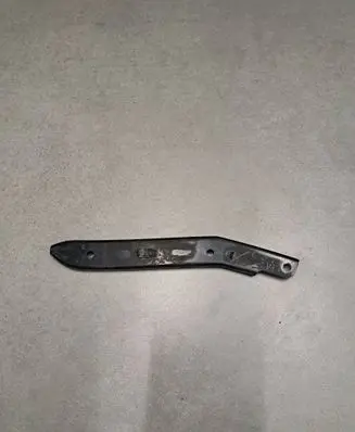 Skoda Octavia Mk3 (5E) Front bumper mounting bracket 5E0807184A