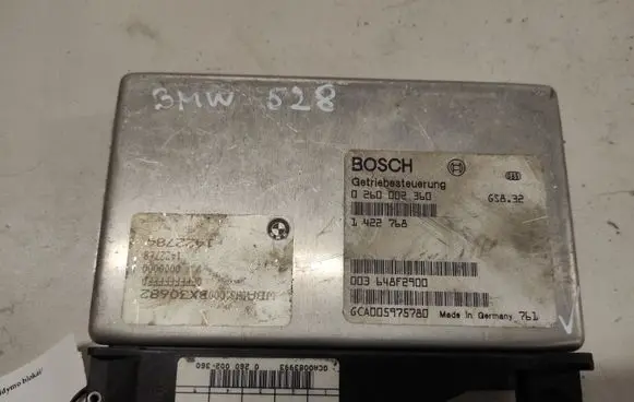 BMW 5 E39 Engine control unit/module 0260002360