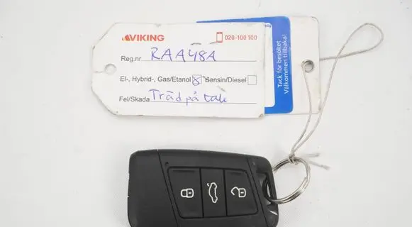 Volkswagen PASSAT B8 Ignition key/card 3G0959752CF