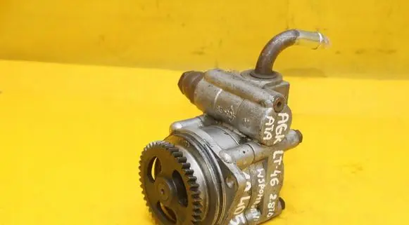 Volkswagen II LT Power steering pump 7683975902