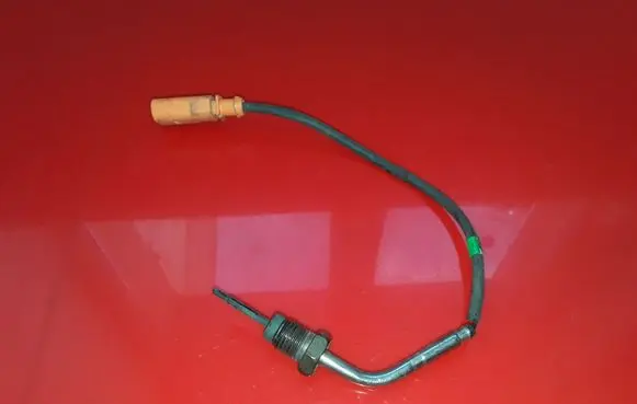 Audi A4 S4 B8 8K Exhaust gas temperature sensor 03L906088EP