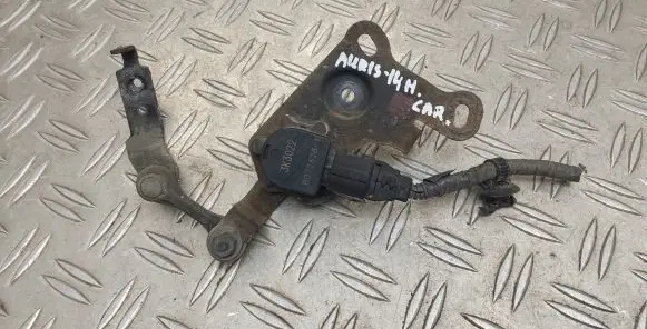 Toyota Auris E180 Headlight/headlamp level sensor 3K3022 B072628