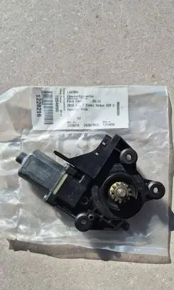 Ford Focus Front door window regulator motor 1347885